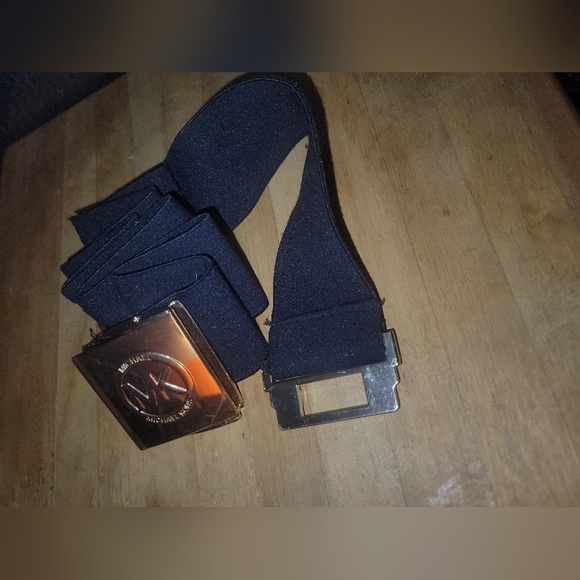 Michael kors brand belt - Picture 9 of 9